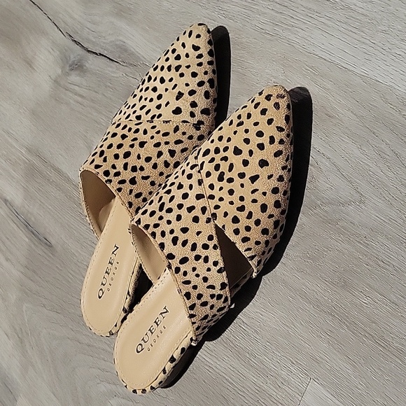 Queen George flats - Picture 2 of 3